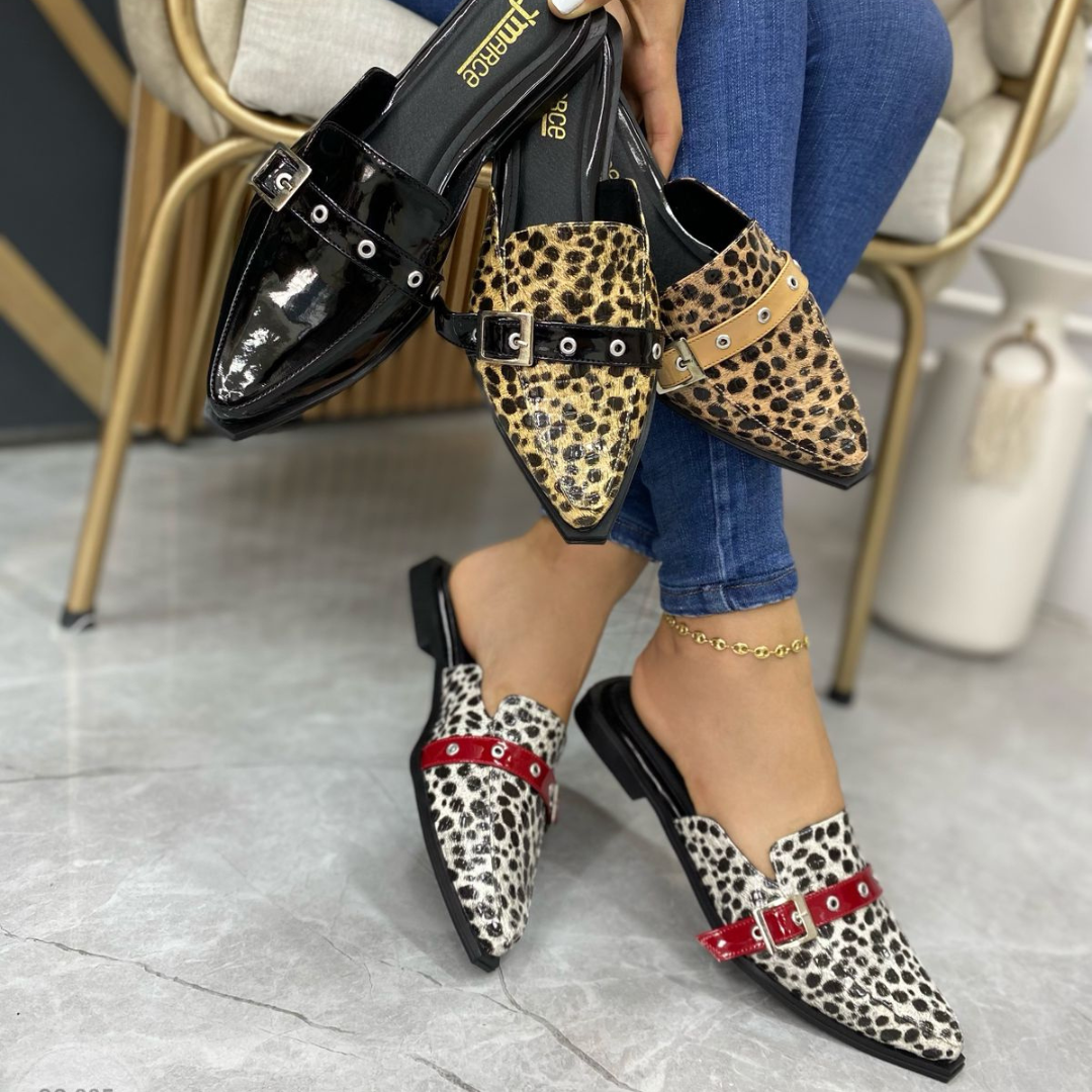 Mules Leopard Print con Hebilla – Estilo casual atrevido