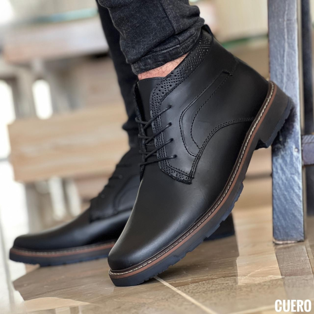 Botas de cuero casual para caballero – Estilo urbano con suela diferenciada