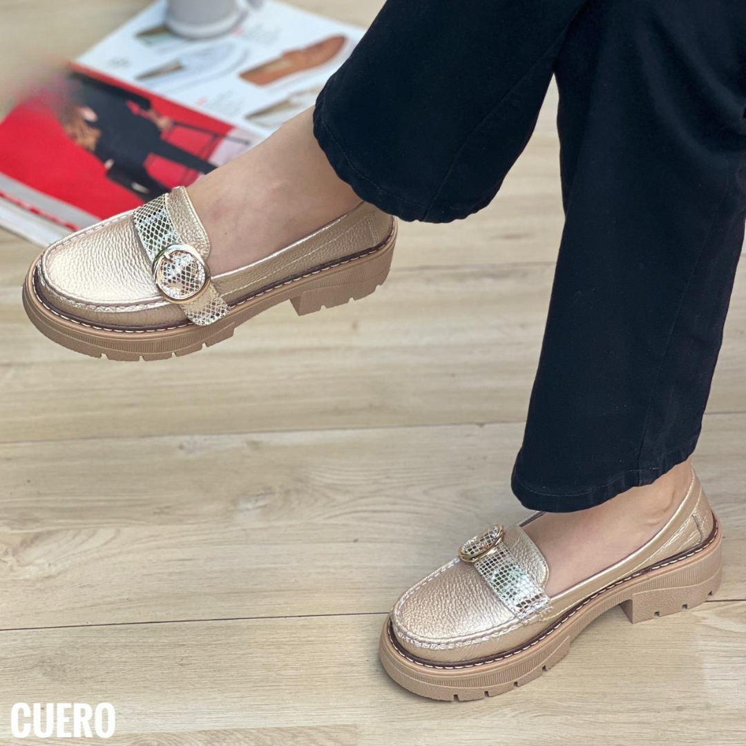 Mocasines chunky en cuero legítimo con detalle de hebilla – Estilo casual elegante