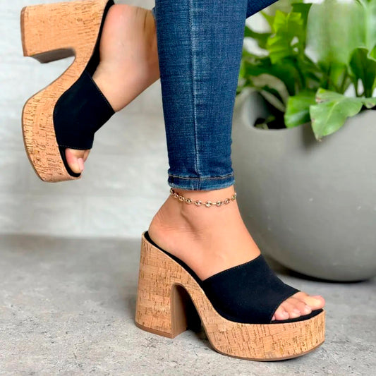 Zuecos de plataforma corcho tonos mate – Estilo casual moderno