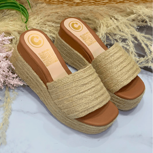 Sandalias slides boho en yute con plataforma y suela corrida