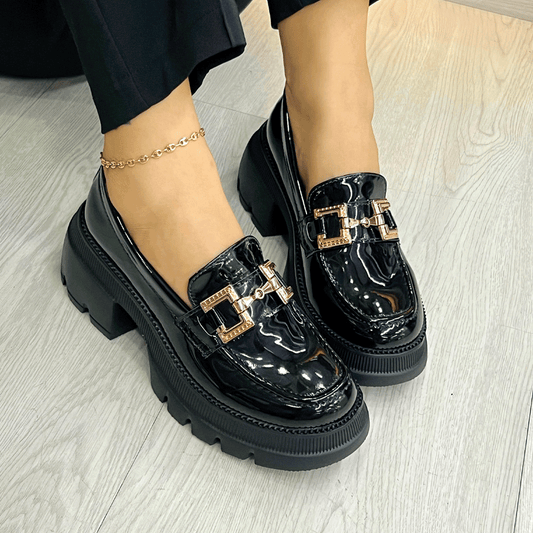 Mocasines Chunky con Hebilla Dorada