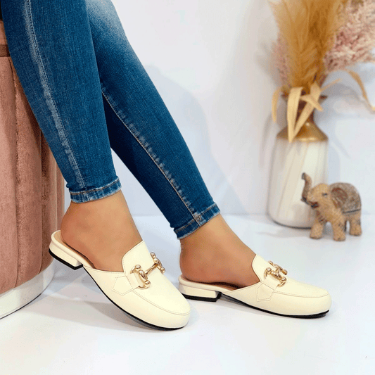 Mocasines destalonados en cuero sintético – Elegancia casual para dama