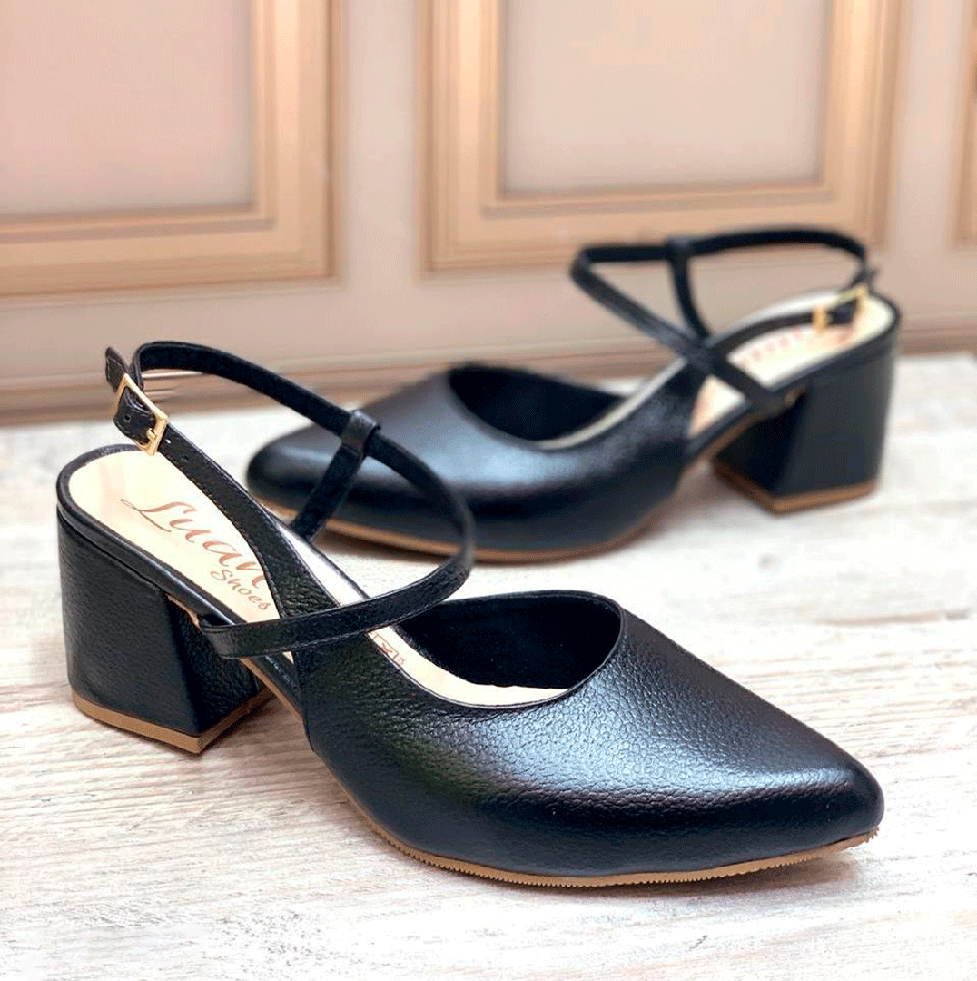 Tacones Mary Jane de cuero mate – Elegancia atemporal y comodidad