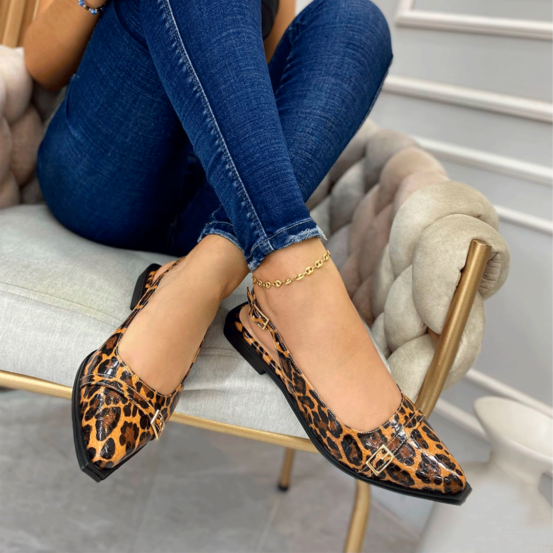 Flats tipo Slingback Charol "París" con hebilla decorativa
