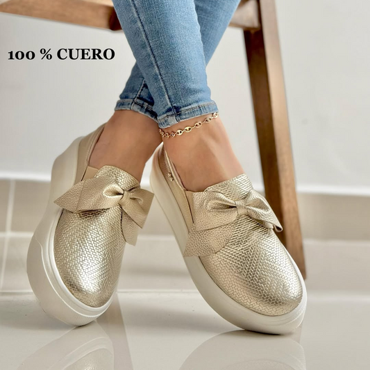 Tenis Slip On Coquette en Cuero – Comodidad y estilo femenino