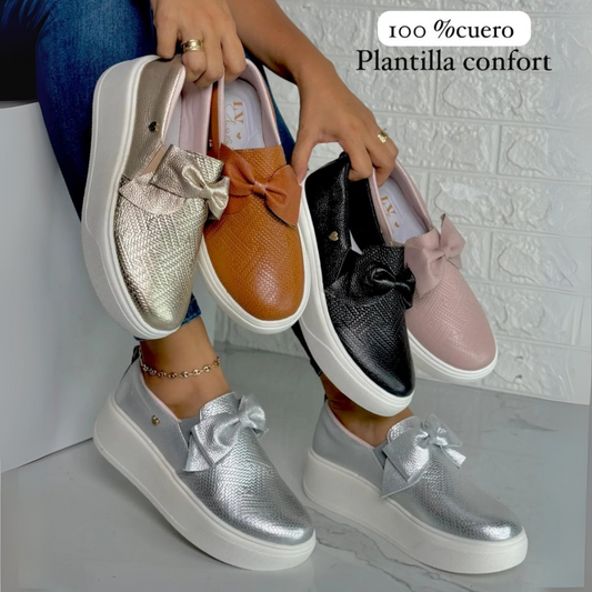 Tenis Slip On Coquette en Cuero – Comodidad y estilo femenino