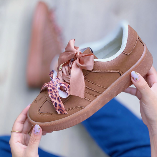 Tenis Zapatillas Urbanas con Lazo Doble Satín y Animal Print – Estilo Casual Chic