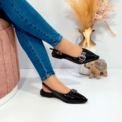 Balerinas Slingback Punta Fina con Hebilla en Charol